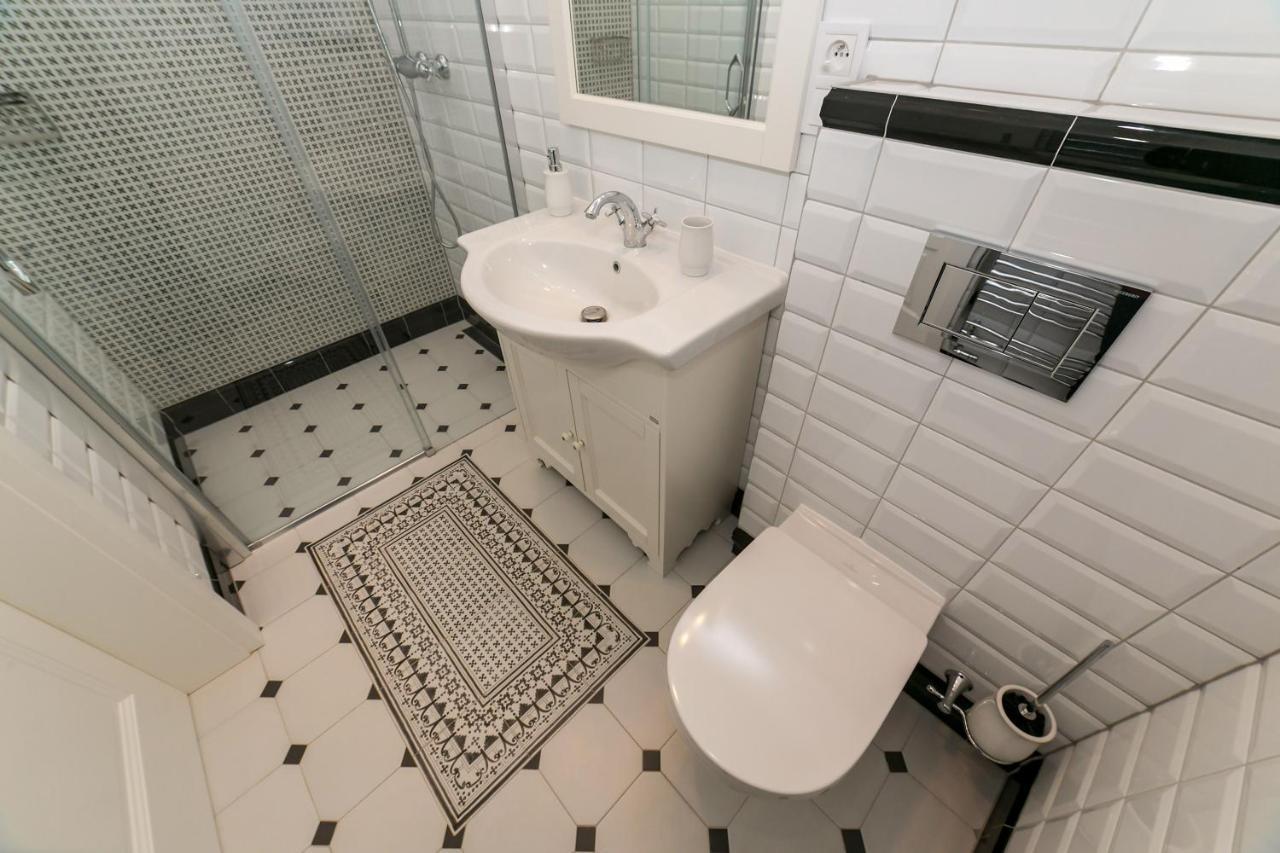 New Studio 3 - Self Check In, Parking Possible, Weekend Free Parking براتسيلافا المظهر الخارجي الصورة