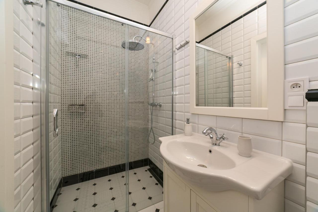New Studio 3 - Self Check In, Parking Possible, Weekend Free Parking براتسيلافا المظهر الخارجي الصورة